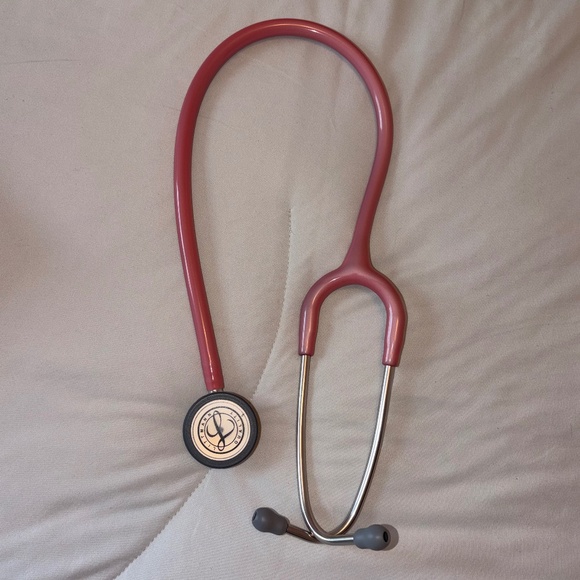 Pearl Pink Littmann Class III Stethoscope in box - Picture 2 of 4